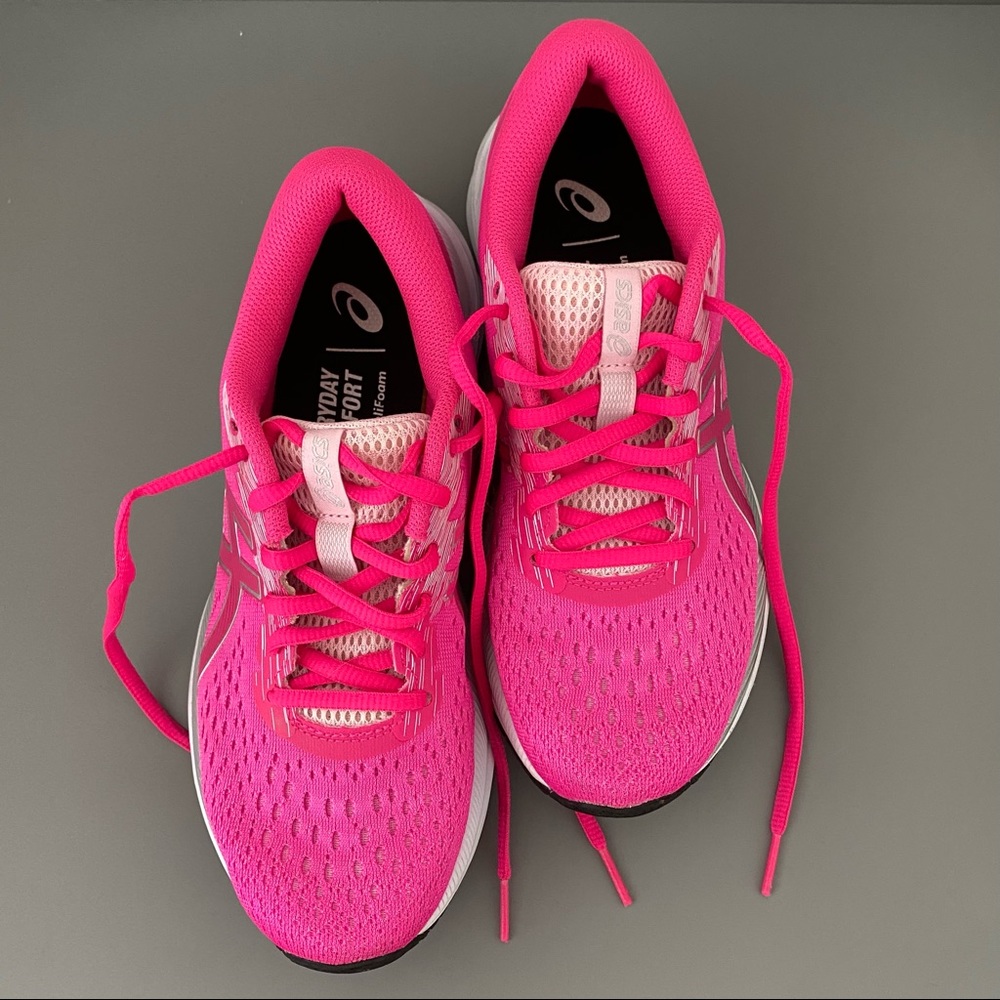 ASICS Gel Excite 7 Running Sneakers Size 7.5